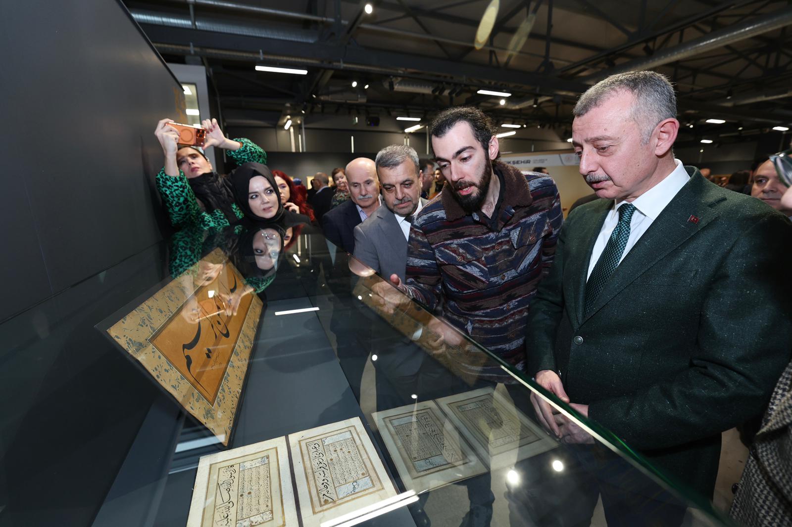 Mukaddes Emanetler Ve Ramazaniyyeler Sergisi Açıldı (8)