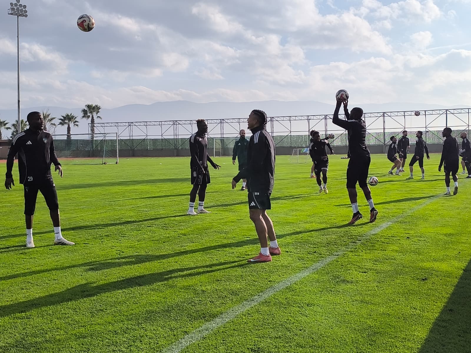 Whatsapp Image 2026 02 11 At 16.48.33 (1)