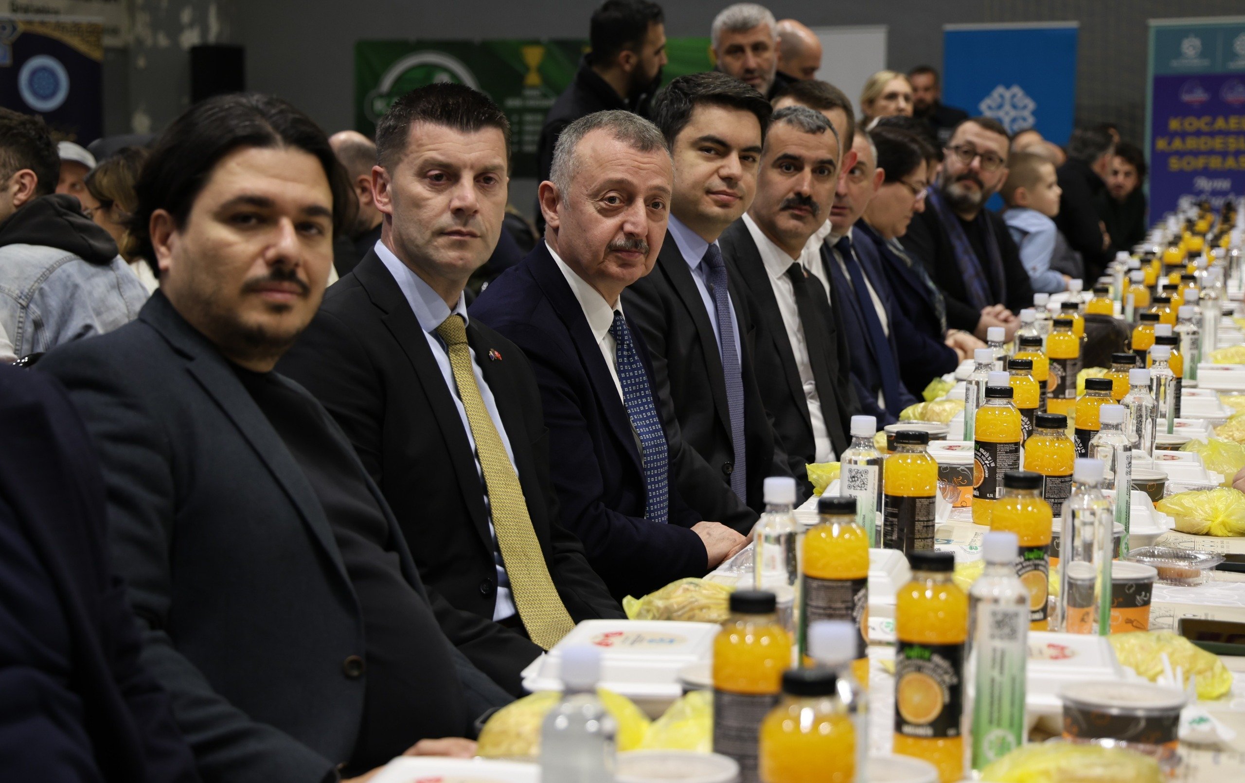 Başkan Büyükakın Da Soydaşlarla Iftar Açtı (7)