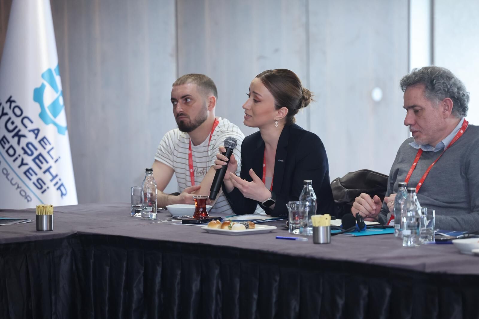 Başkan Büyükakın Uluslararası Gazetecilerle Bir Araya Geldi (5)