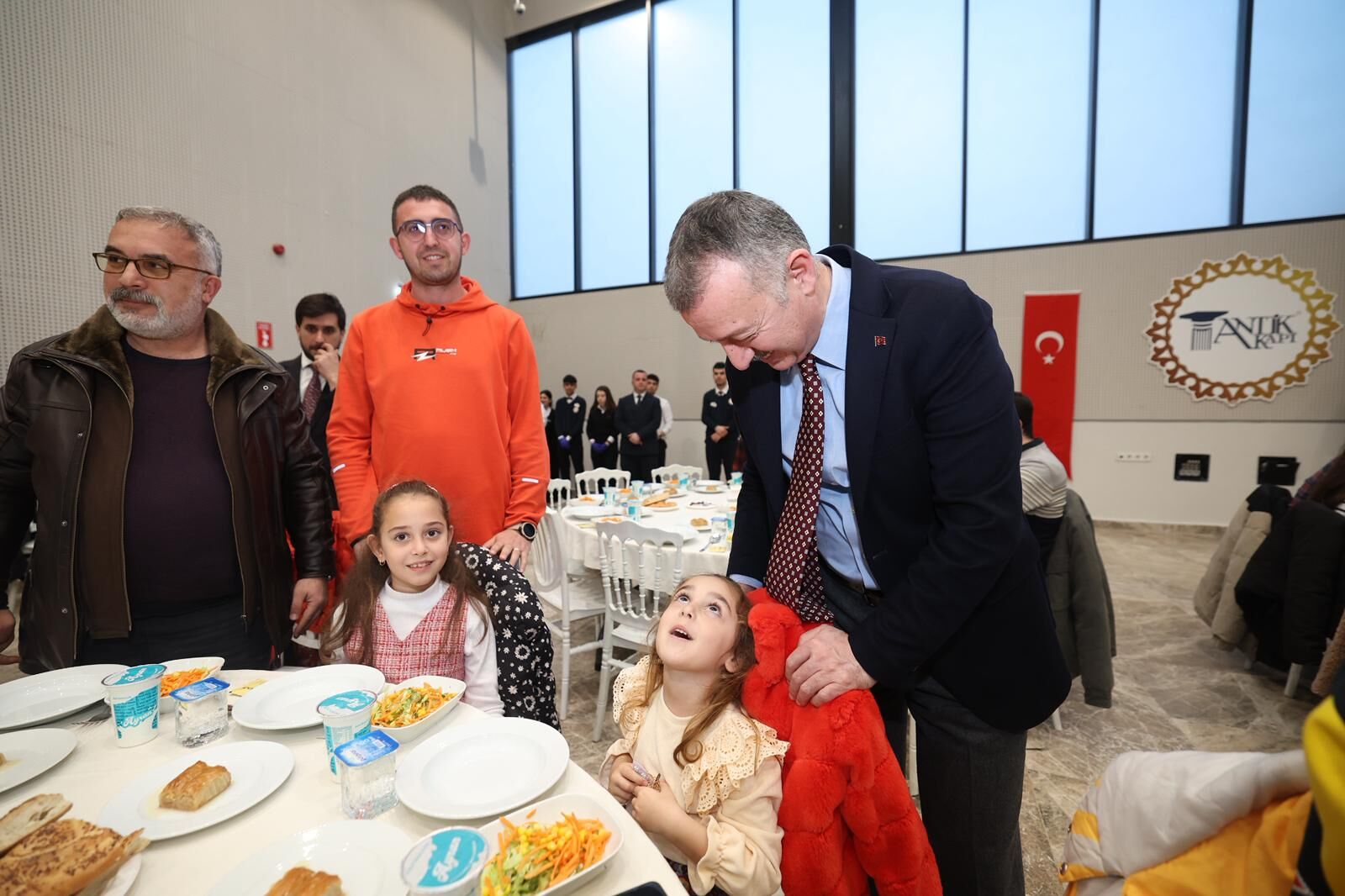 Başkan Büyükakın'dan Sağlıkçılara Teşekkür (13)