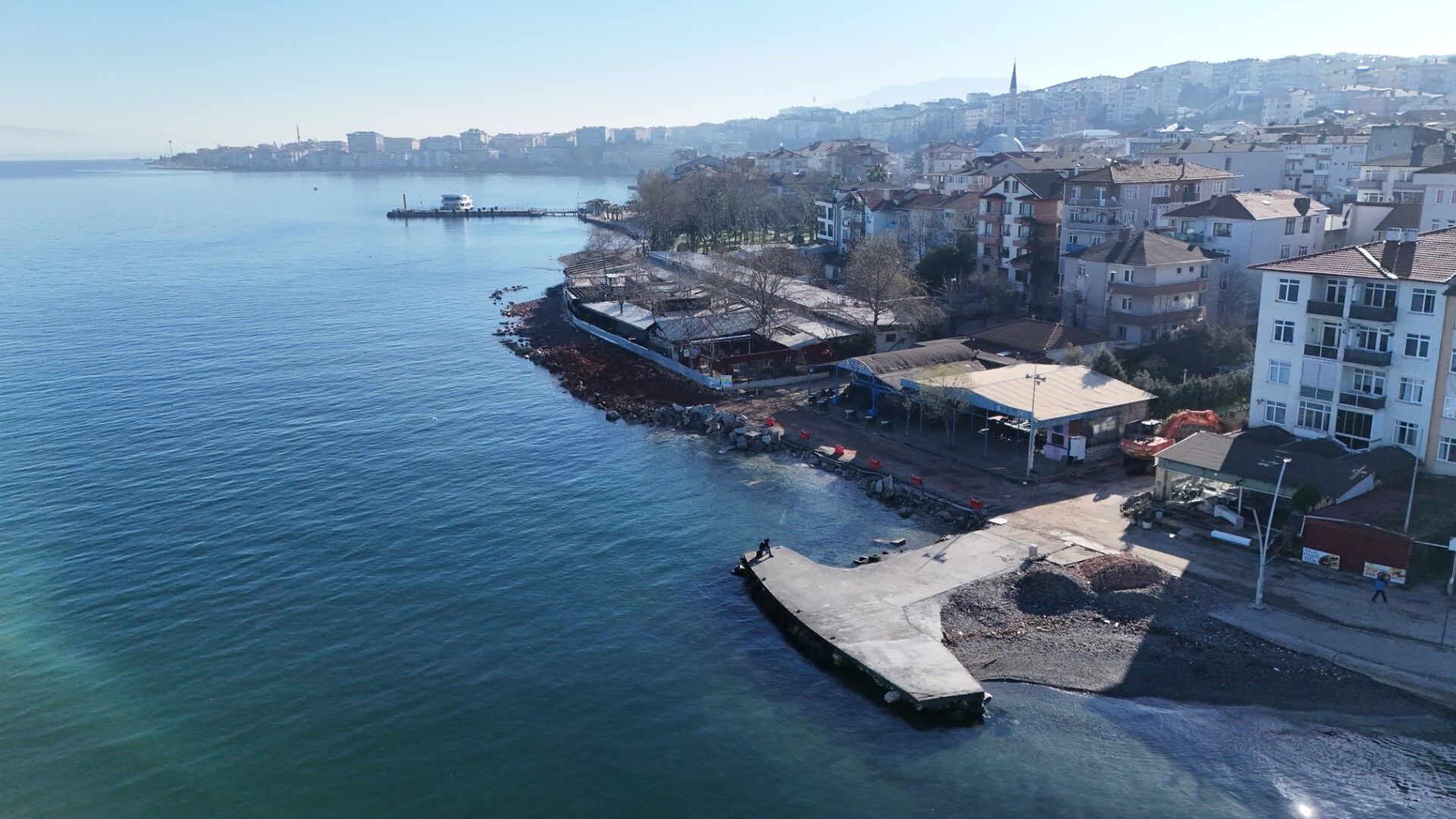 Bir Dalga Kırıcı Set De Değirmendere Sahiline (2) (Büyük)