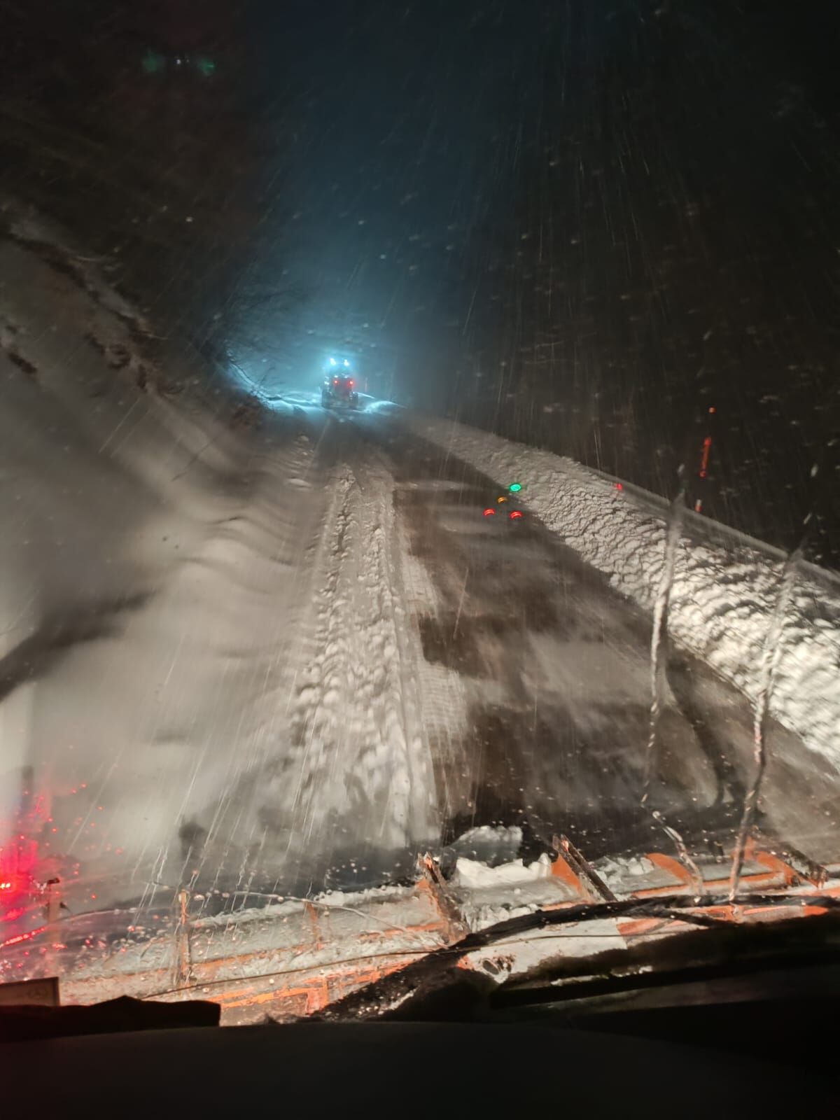 Büyükşehir, 235 Araç Ve 630 Personelle Görev Başında (5)