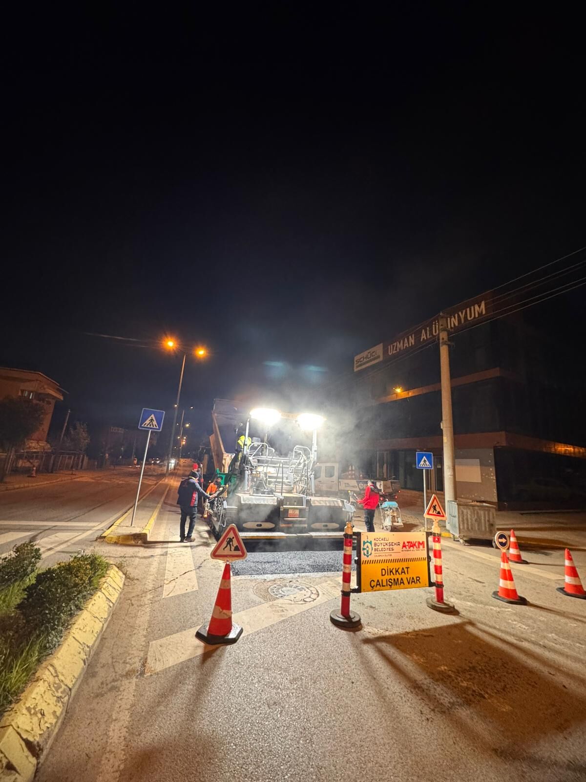 Derince Ilçesi Sırrıpaşa Mahallesi Vatan Caddesi