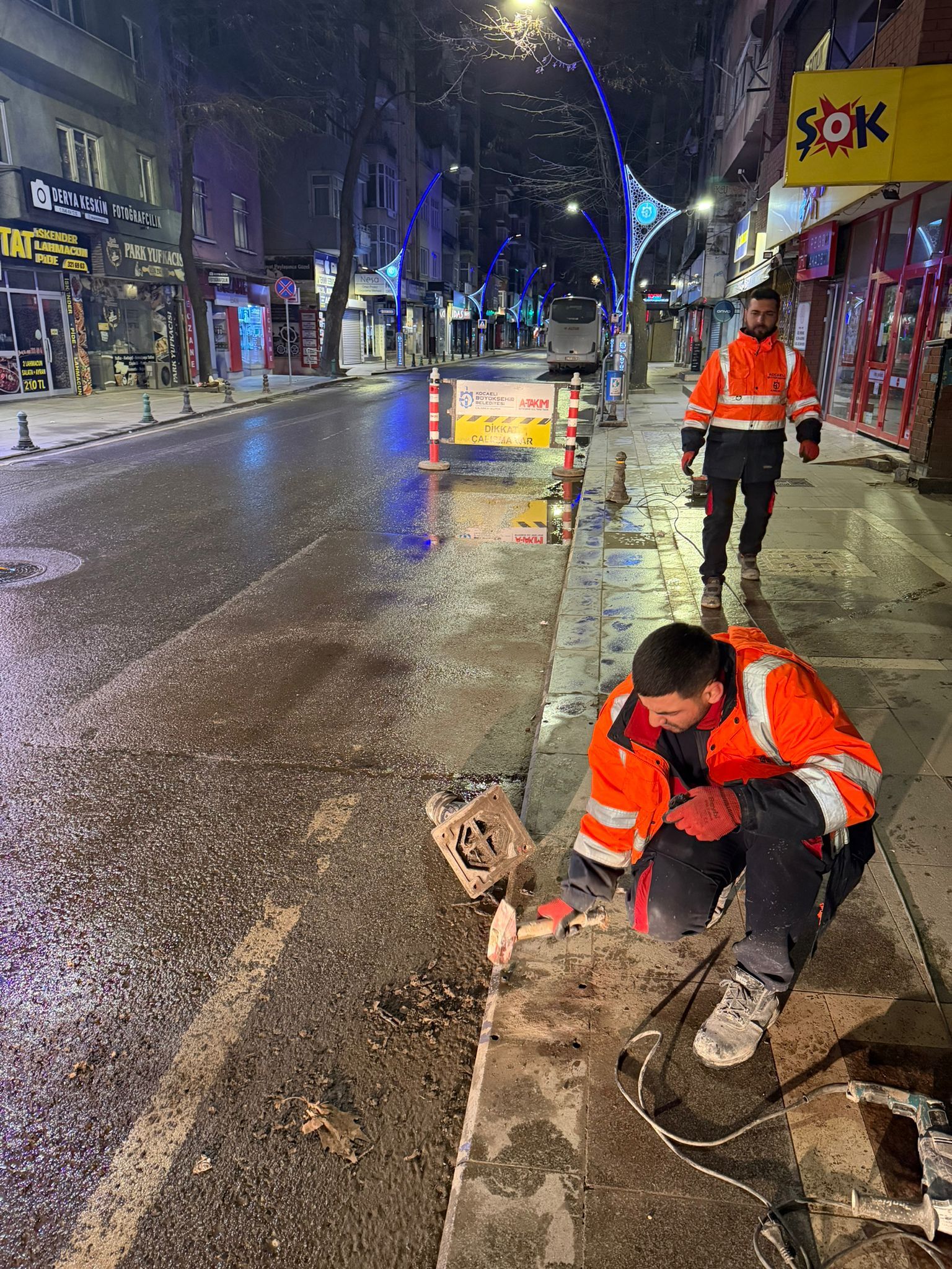 İzmit Ilçesi İnönü Caddesi (1)