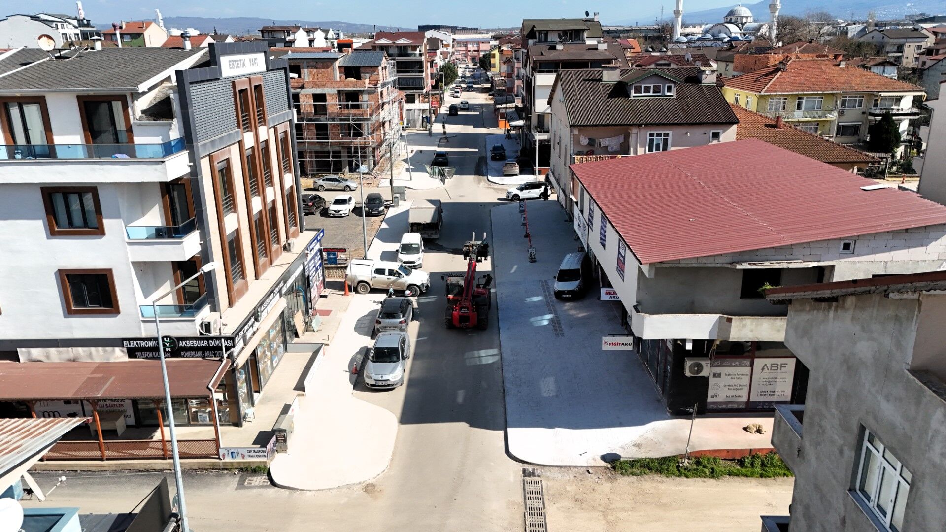 Kartepe İstasyon Mahallesi'nde Hummalı Çalışma (2) (Büyük)