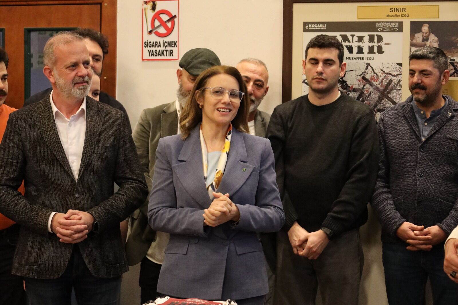 Kocaeli'de Tiyatro Rüzgarı Hep Esecek (2)