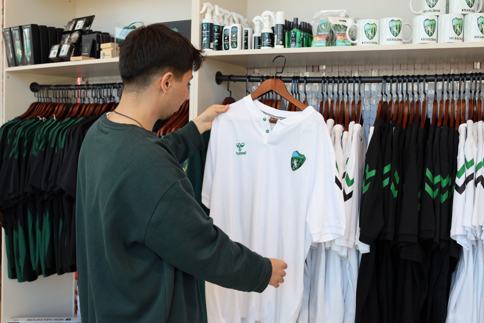 Kocaeli'ye Özgü Ürünler Hatıra Mağazası'nda (3)