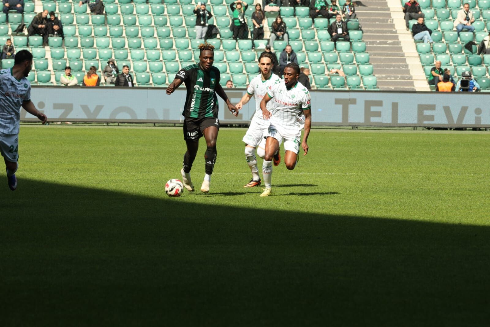 Whatsapp Image 2026 03 14 At 14.35.23 (2)