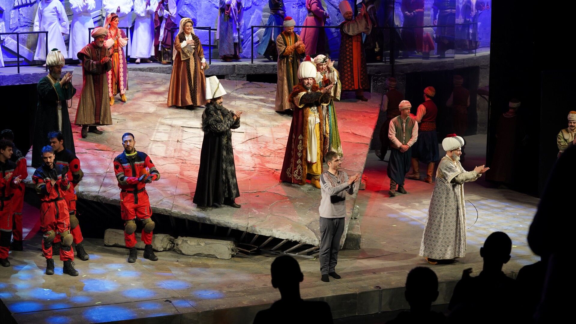 %22Sinan%22, Başakşehir'de Kapalı Gişe Oynadı (1)