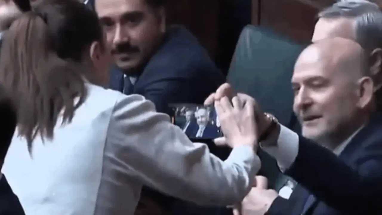 9Aa81F1D 4Ff7 4B19 81Ab Bf1F8Ec13Ed1.Jpg