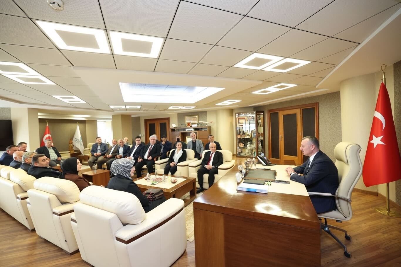 Ak Parti Kandıra'dan Büyükakın'a Ziyaret (1) (1)