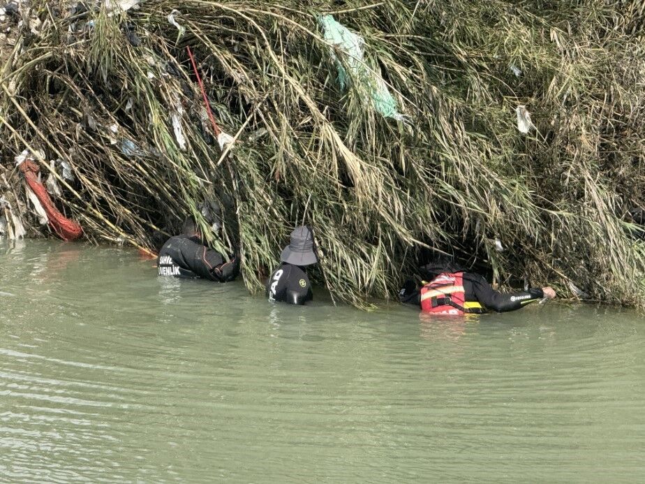 Aw681574 01 1775915240