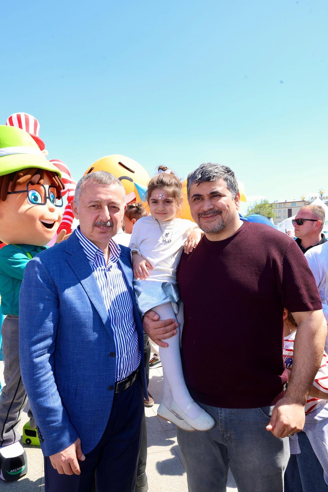 Başkan Büyükakın’a Çocuklardan Sevgi Seli (22)