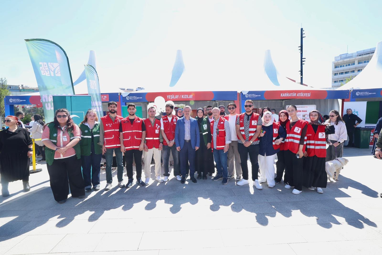 Başkan Büyükakın’a Çocuklardan Sevgi Seli (23)