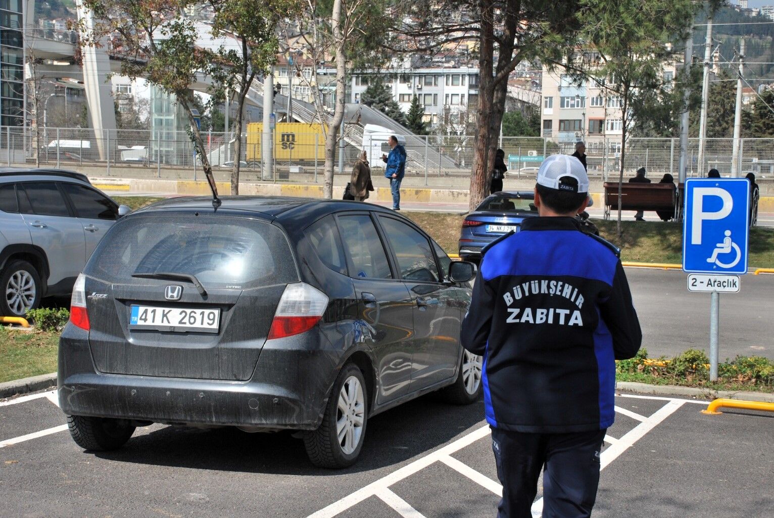 Büyükşehir Zabıtası'ndan Çift Taraflı Parka Müdahale (13)
