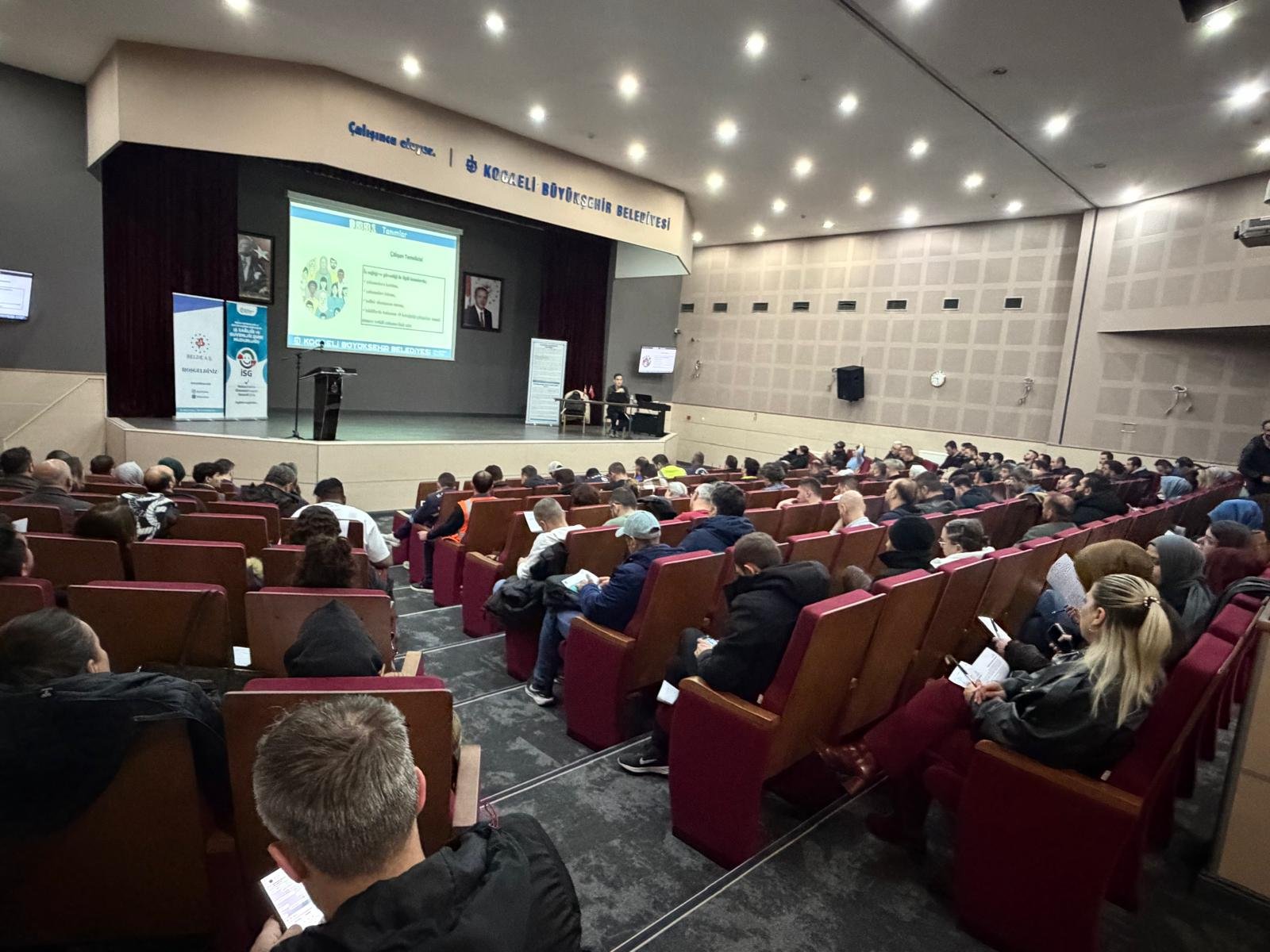 Büyükşehir'de Eğitimler 5.100 Çalışana Ulaşacak (6)