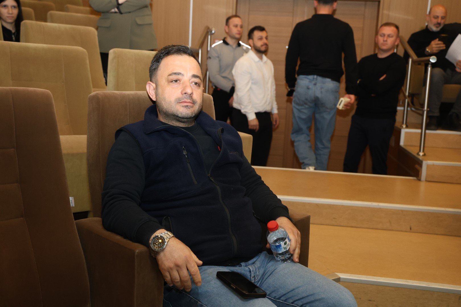 En Yüksek Tekli̇fi̇ Veren Bahatti̇n Doğru (Büyük)