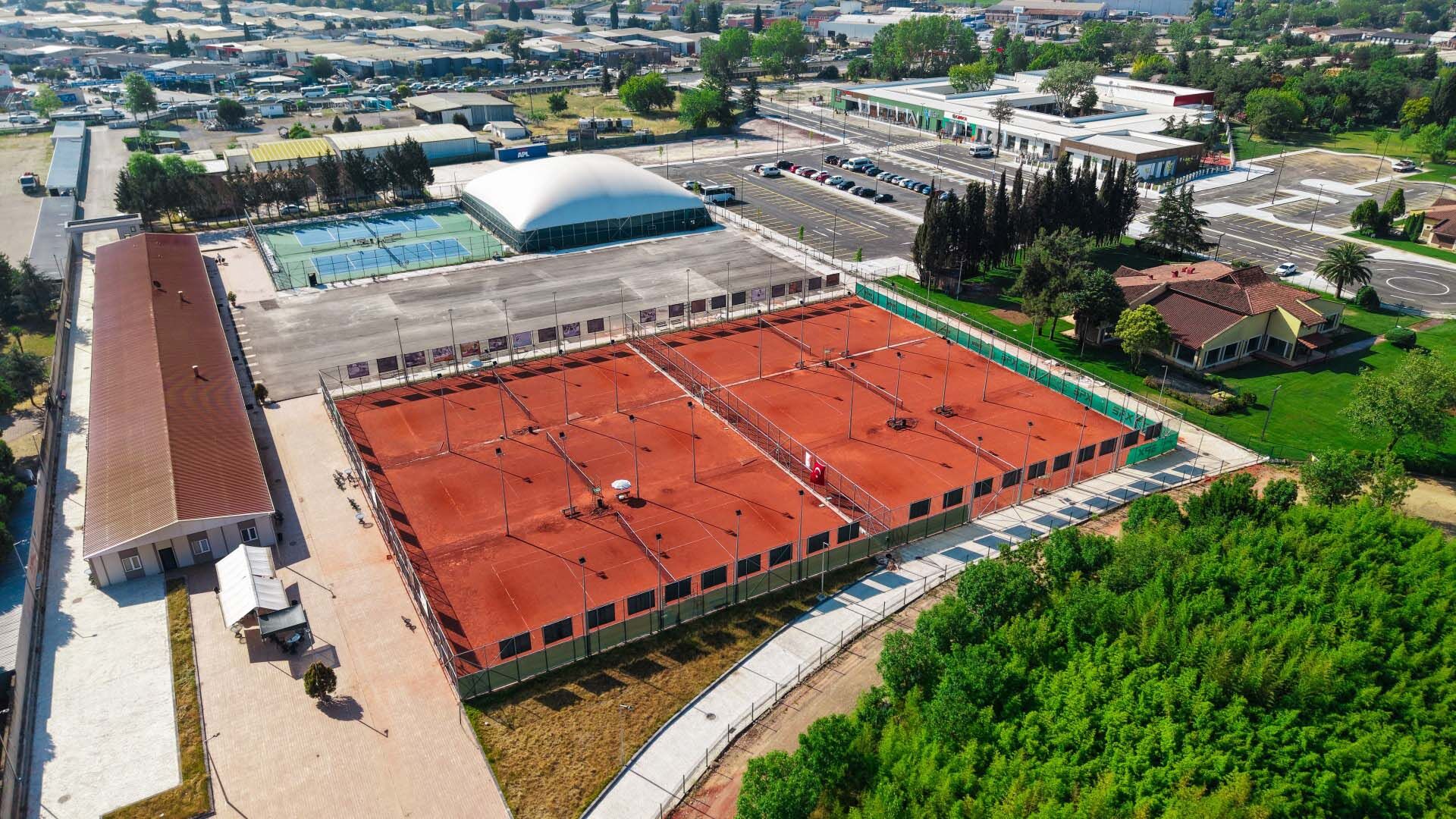 İzmi̇t Teni̇s Merkezi̇2