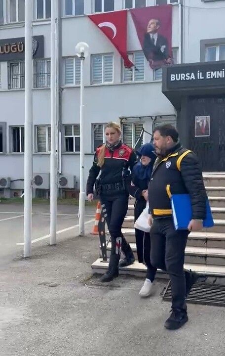 Kayip Ihbarinda Bulundugu 75 Yasindaki 1247920 371250