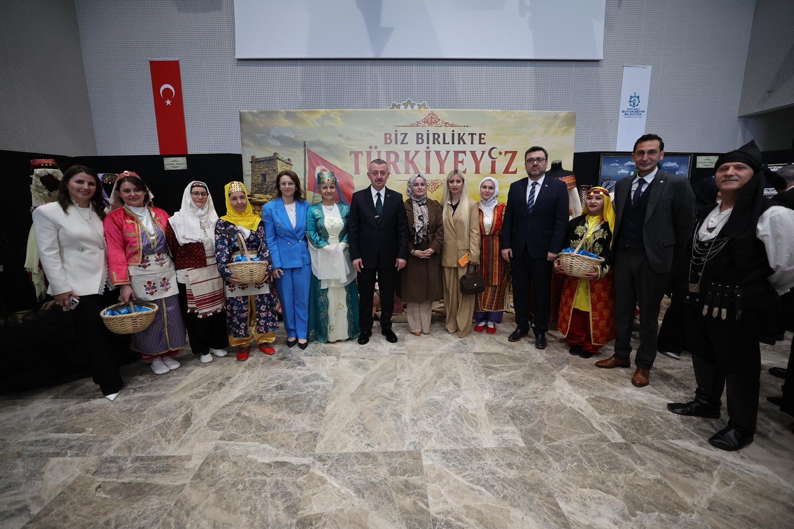 Ko Mek’ten İzmit’te Büyüleyen Yıl Sonu Sergisi (13)