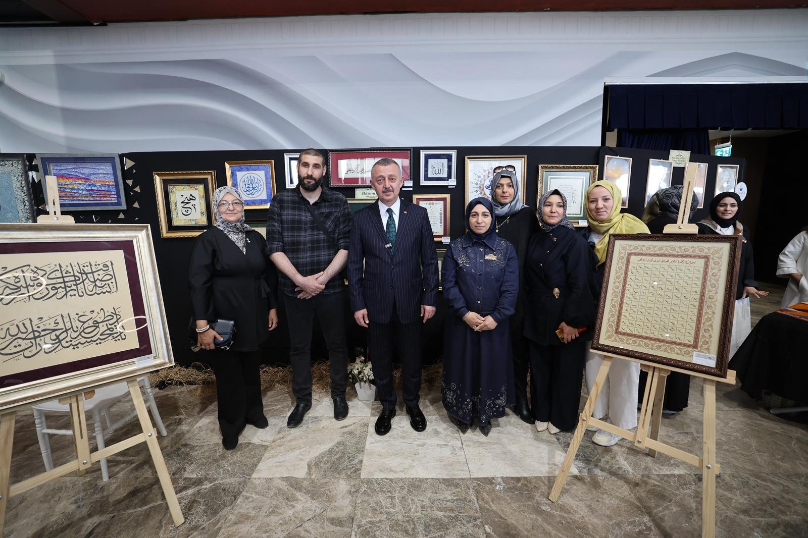 Ko Mek’ten İzmit’te Büyüleyen Yıl Sonu Sergisi (3)