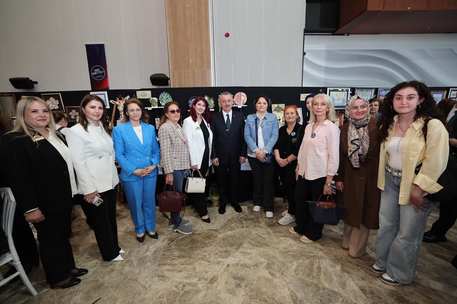 Ko Mek’ten İzmit’te Büyüleyen Yıl Sonu Sergisi (30)