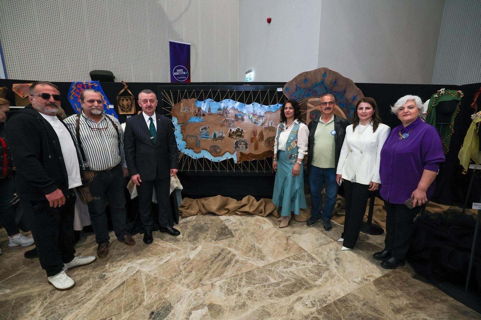 Ko Mek’ten İzmit’te Büyüleyen Yıl Sonu Sergisi (6)