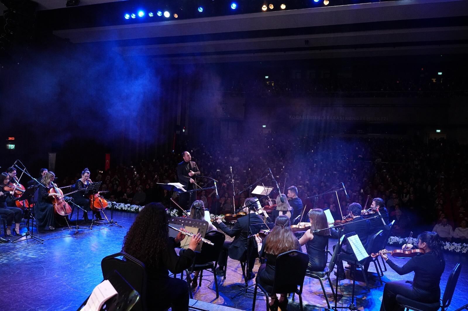 Oda Orkestrası Yine Kulakların Pasını Silecek (2)