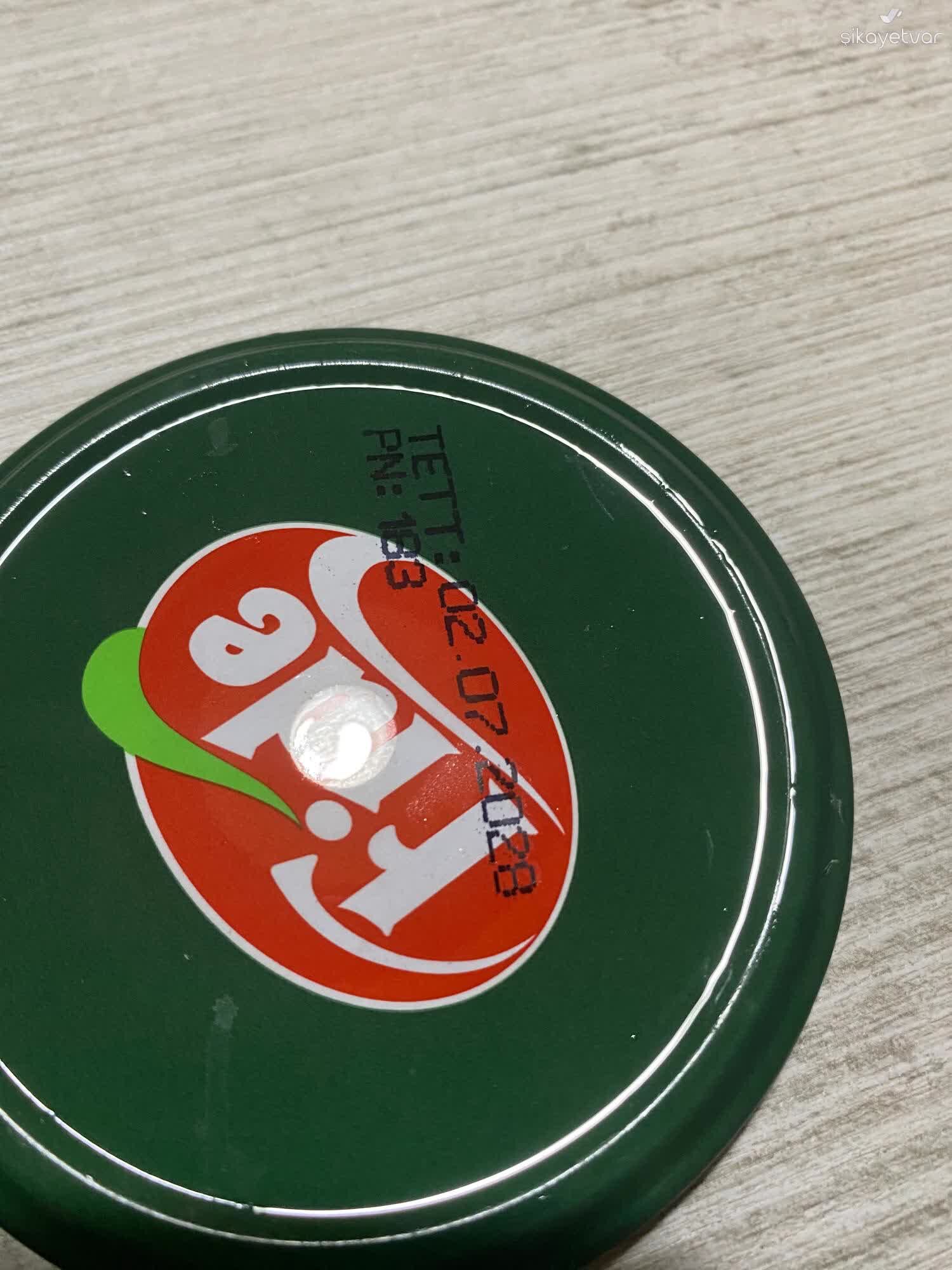 Patlican Konservesinde Cam Parcalari Ciddi Saglik Riski Olusturuyor 3