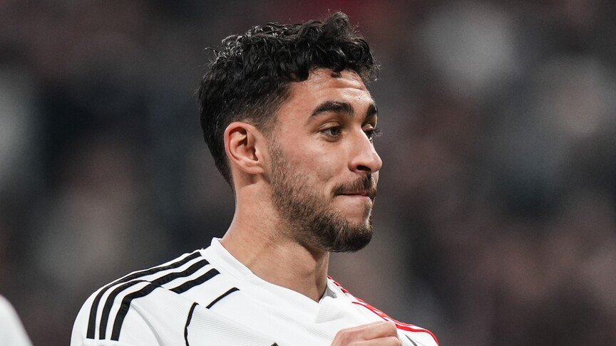 Thumbs B C Ad978C4B169D4Ea77Ba0C0Ea45Daed6B