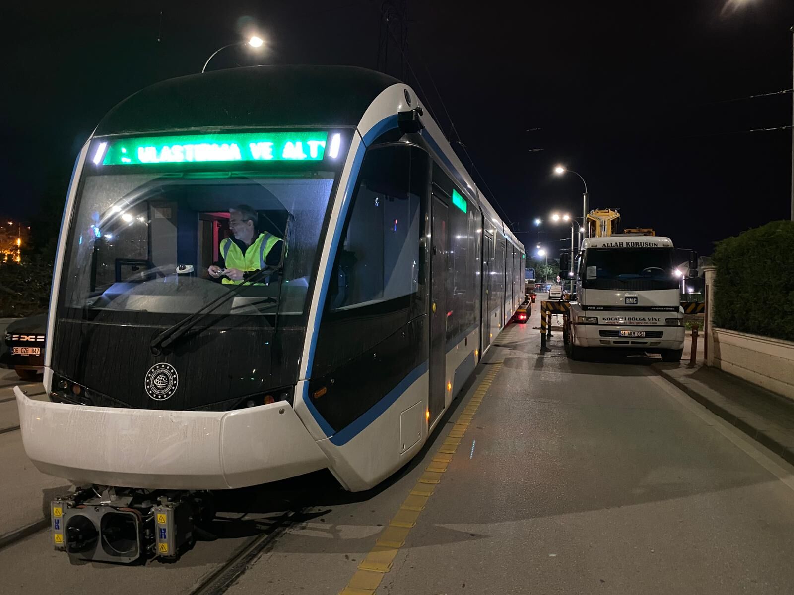 Tramvayların 5'I Bir Yerde, Ulaşım Hızlı Ve Güvende (15)