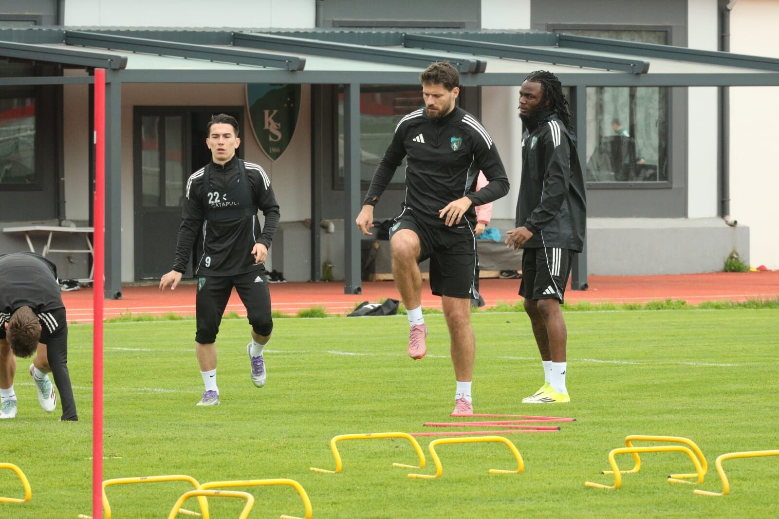 Whatsapp Image 2026 04 08 At 14.59.12 (1)