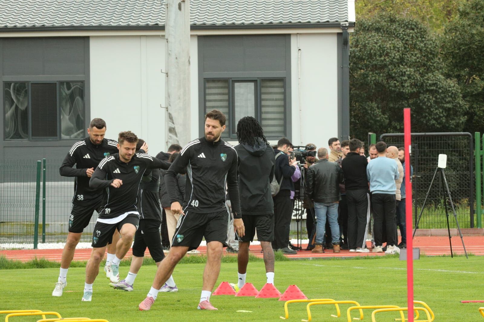 Whatsapp Image 2026 04 08 At 14.59.22 (1)