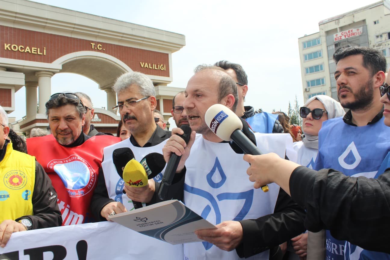 Adem Ellialtıoğlu Eyleme Damga Vurdu!