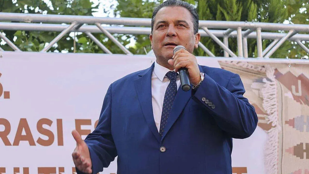 Yilmaztozangozaltinaalindiwebp W4 O V Ow P2 Uk6 Za J Gd G P U V4 A