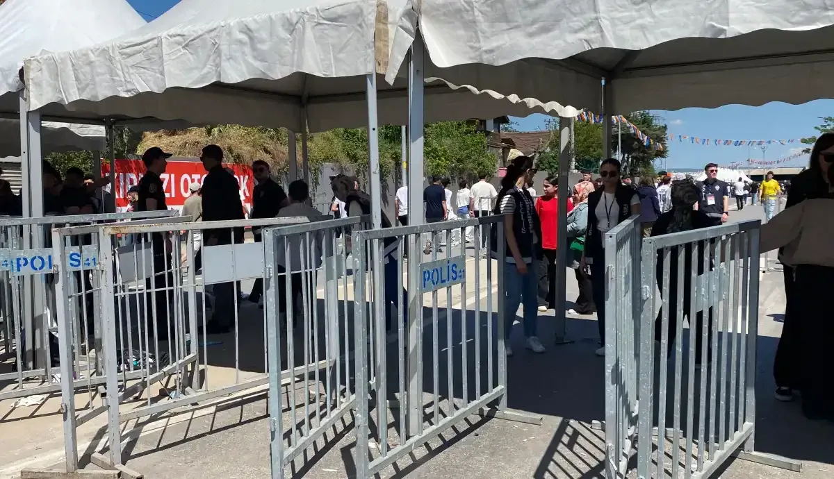 Bir Gençlik Şöleni’nde Yoğun Güvenlik! (4)