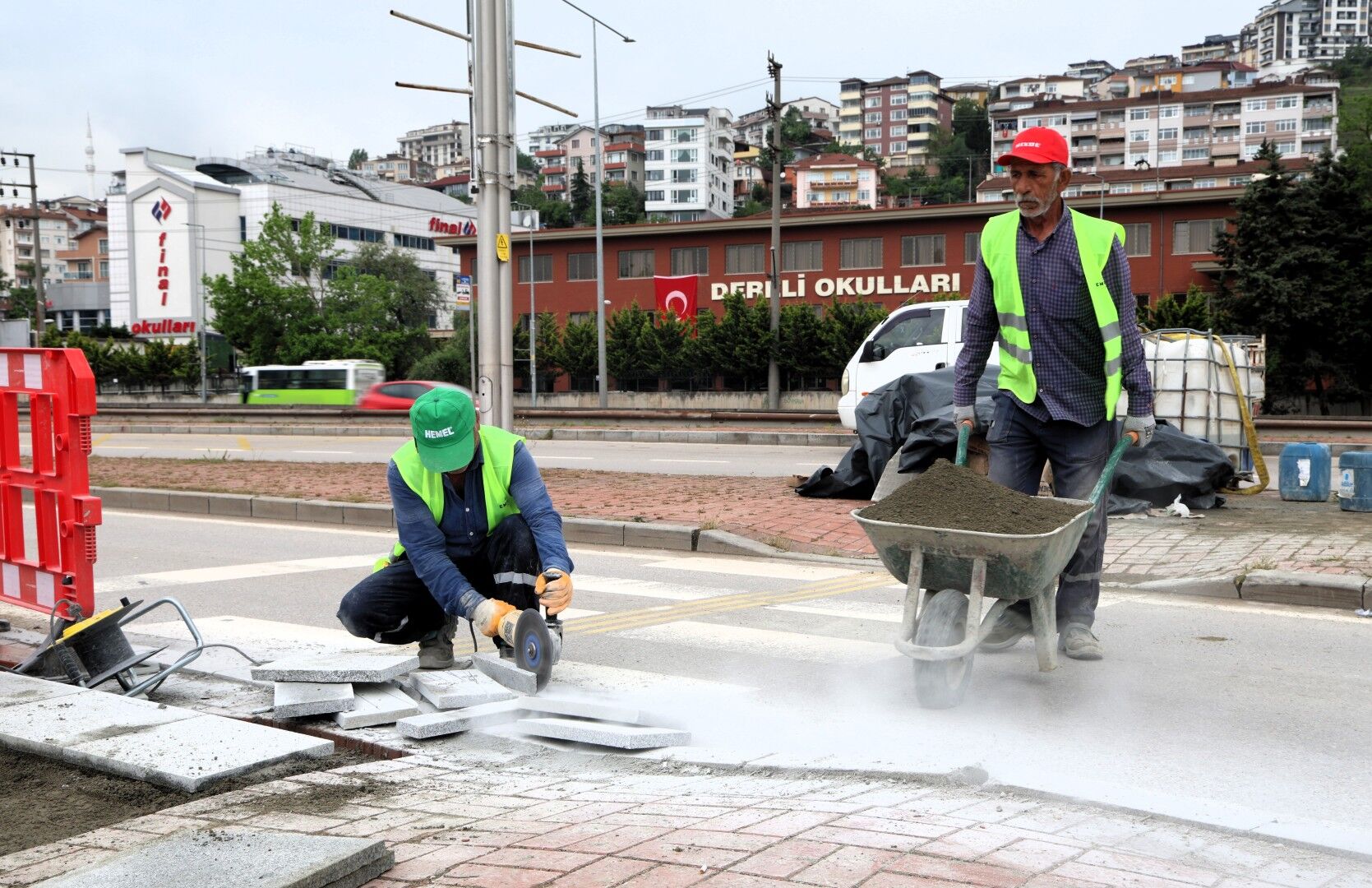 Çift Dizi Tramvay Ulaşıma Yeni Bir Soluk Getirecek (9)