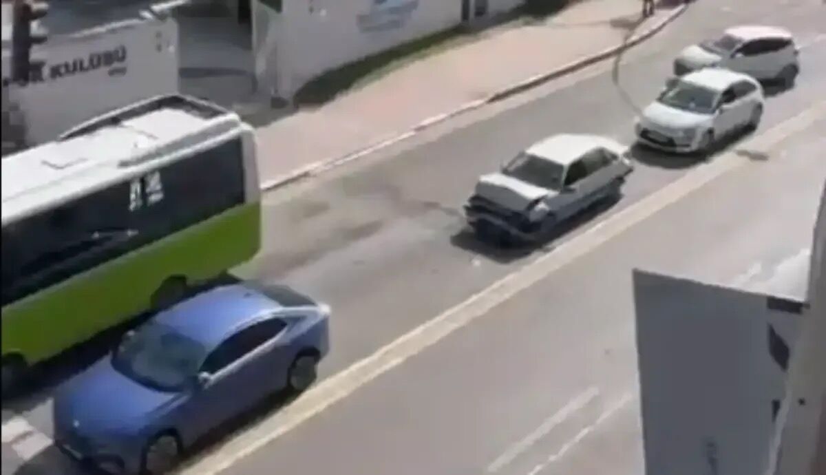 Izmit Zincirleme Kaza Son Dakika 1 Kocaeligundem 1778594060