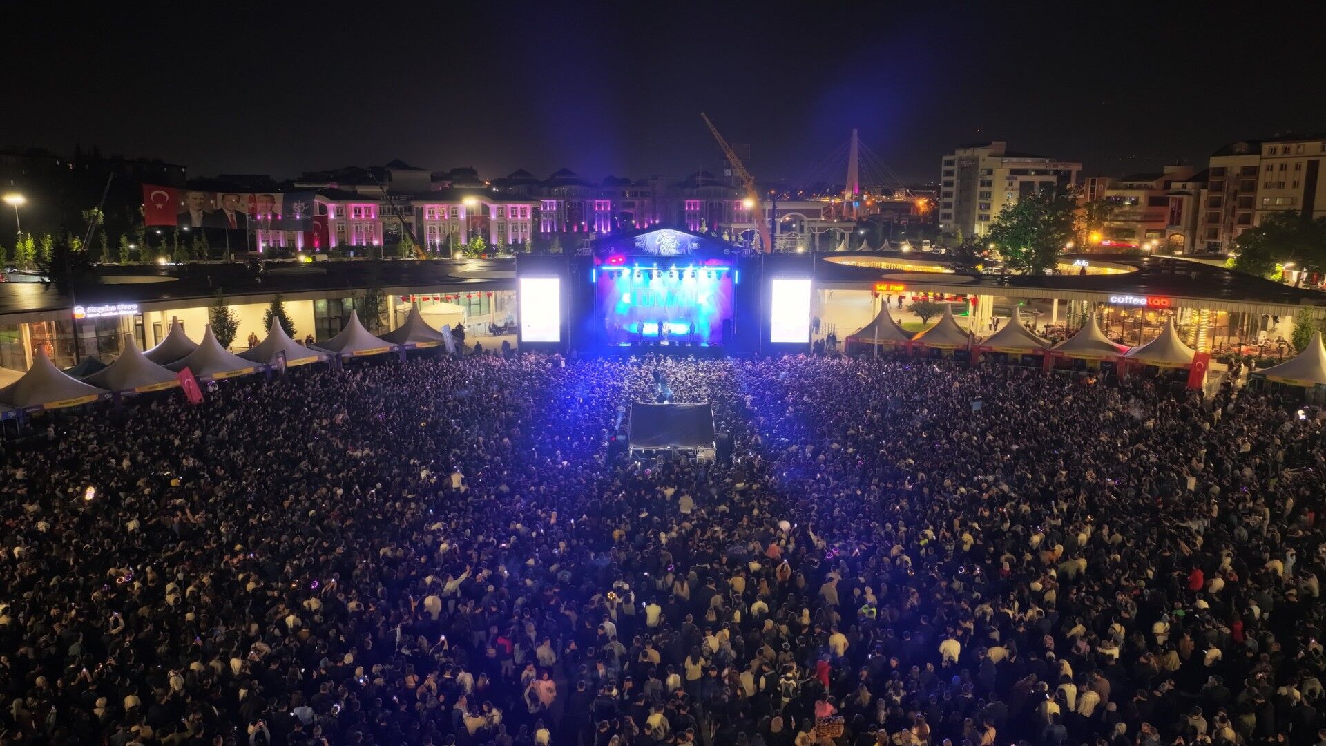 İzmit’te Dedublüman’dan “Enfest” Konser (11)