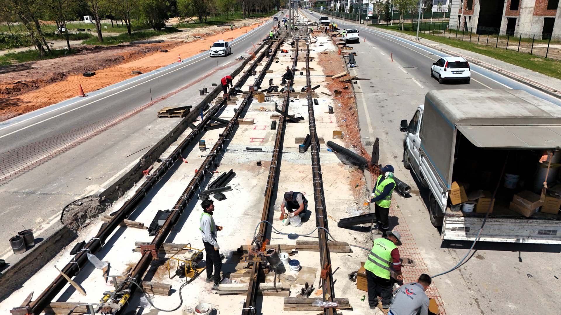 Kartepe Tramvay Hattı'nda Ilk Istasyon Tamam (33) (Büyük)