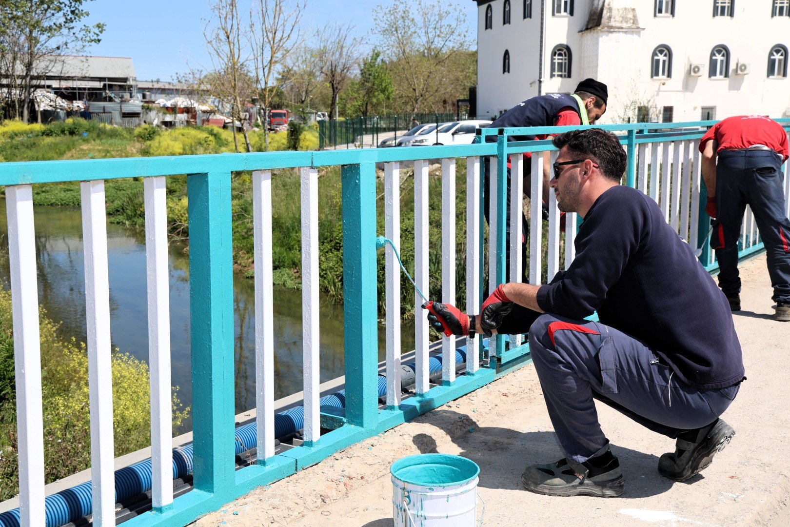 Korkuluklar, Büyükşehir'le Pırıl Pırıl (2) (Büyük)