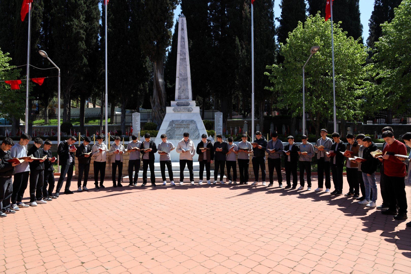 Kut'ül Amare Şehitleri İzmit'te Dualarla Anıldı (7) (Büyük)
