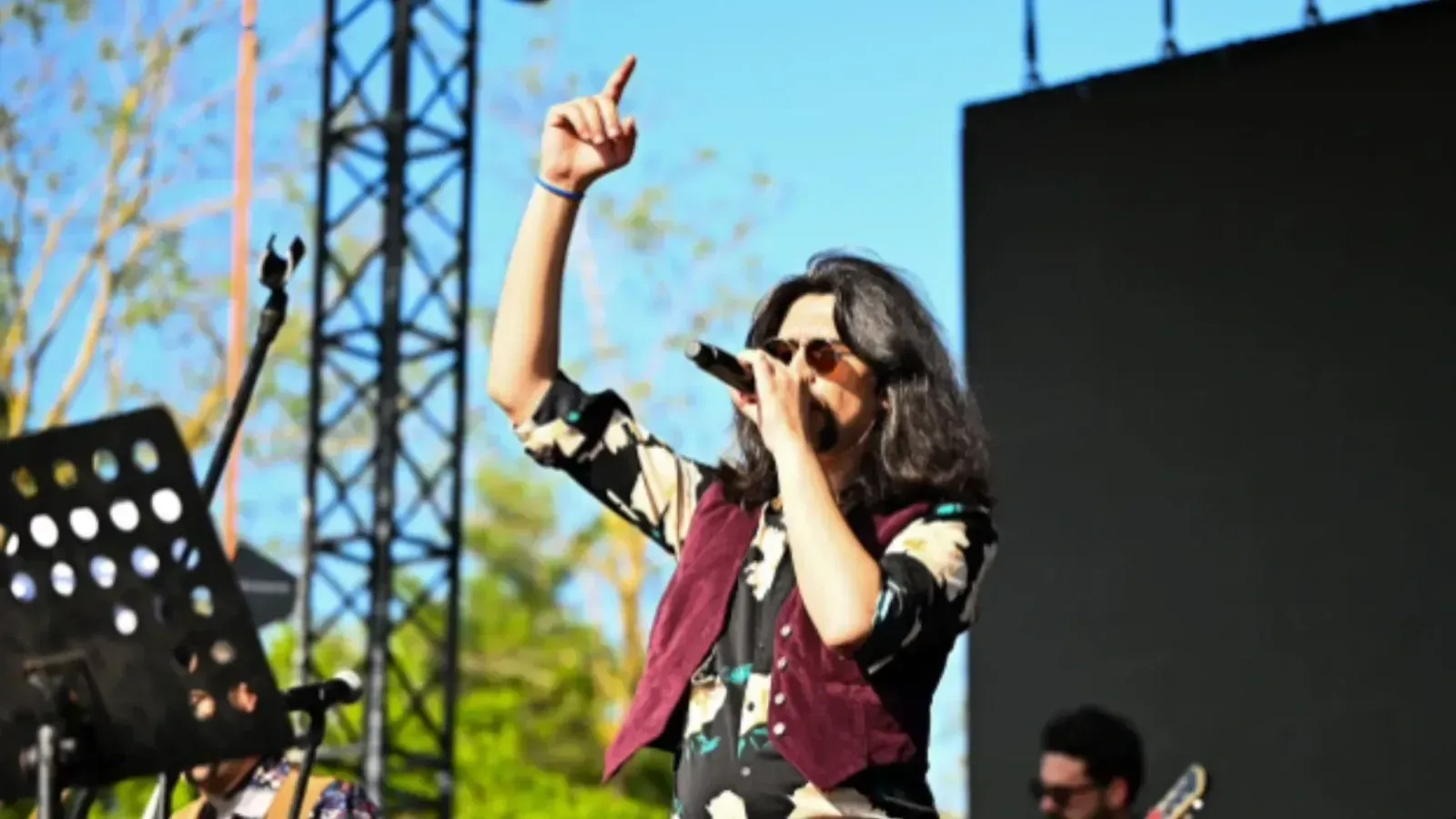 Murat Bolat Ve Anadolu Retrosu Kou Fest 2026 Sahnesinde Muzikseverlerle Bulustu 1