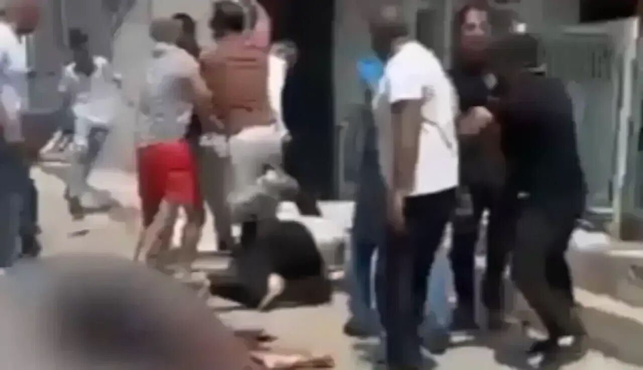 Esini Sokak Ortasinda Bicaklamisti 5 Cocuk Annesi Hayatini Kaybetti 1789980273