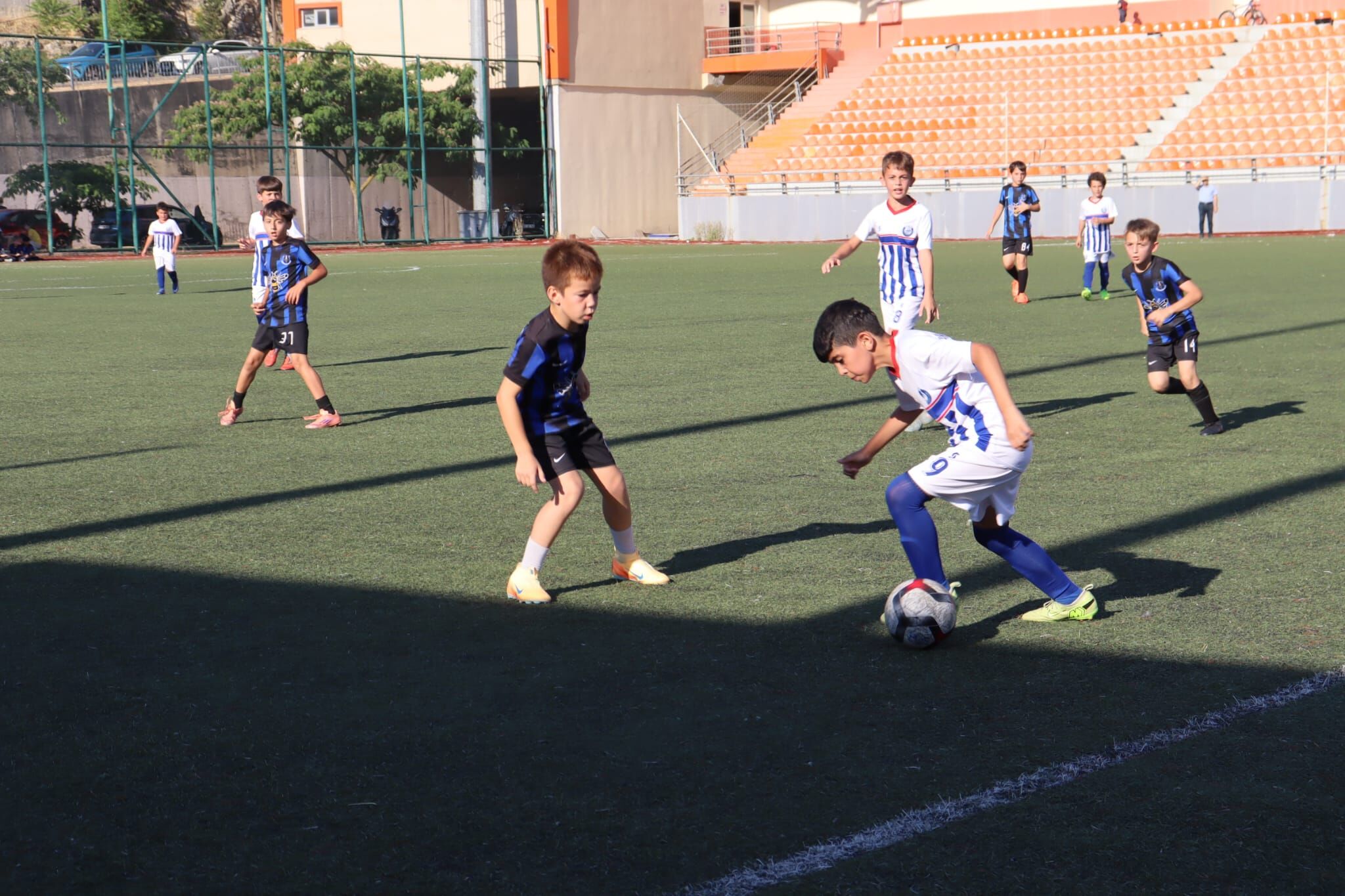 İzmit’in Kurtuluş Coşkusu Futbol Şenliğiyle Taçlandı (4)