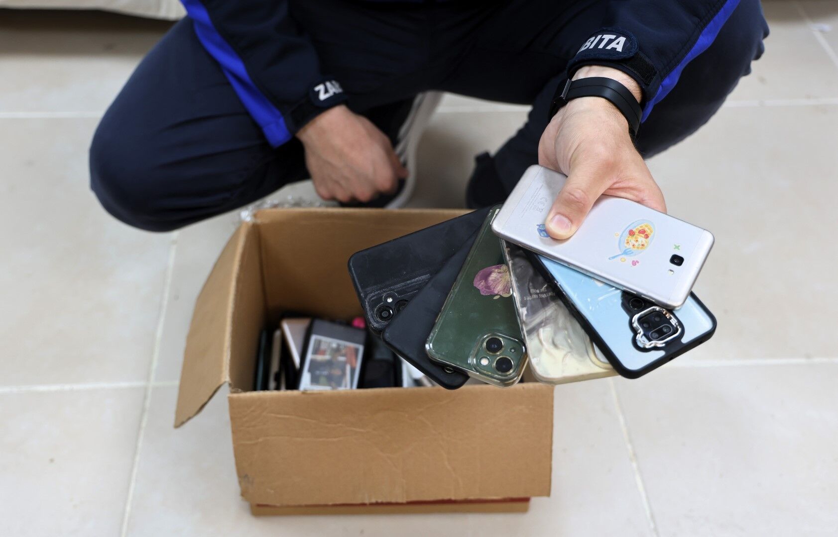 Kayıp Eşyaların Güvenli Adresi Büyükşehir Zabıtası (2) (Büyük)