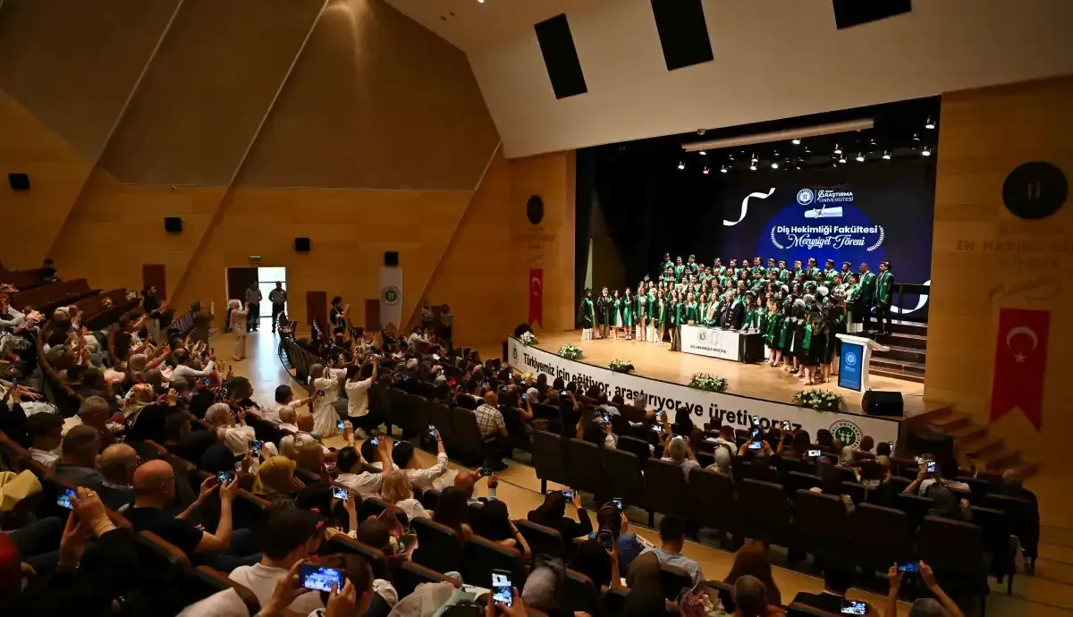 Kocaeli Dis Hekimliig Mezuniyet 2