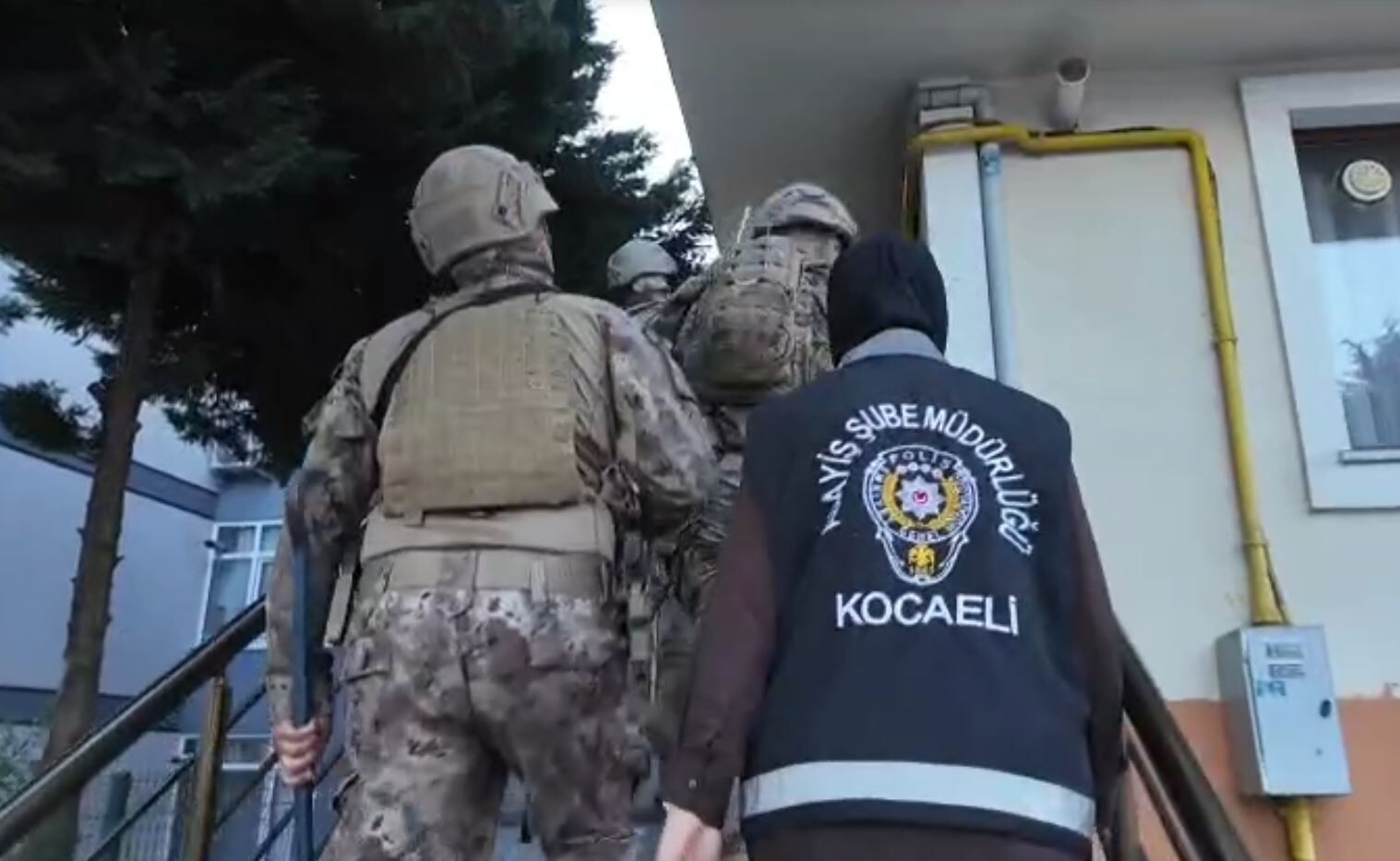 Kocaeli Merkezli Fuhuş Operasyonu 15 Mağdur Kurtarıldı! Ozgunkocaelicomtr (1)