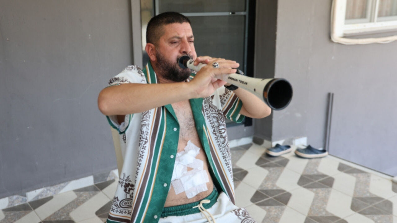 Nefes Egzersizini Zurnayla Yaptı (1)